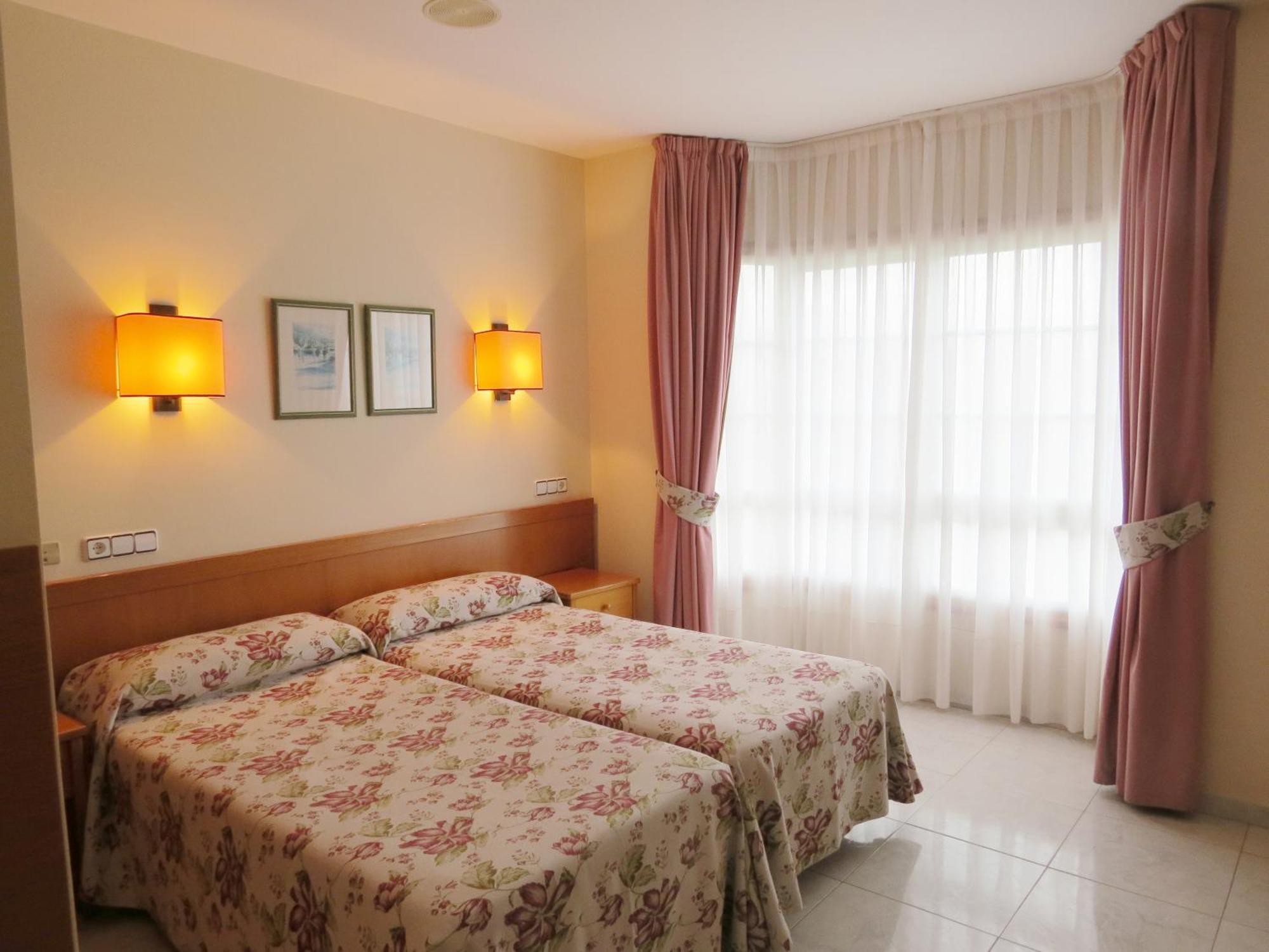 Hotel La Lanzada А-Лансада Экстерьер фото