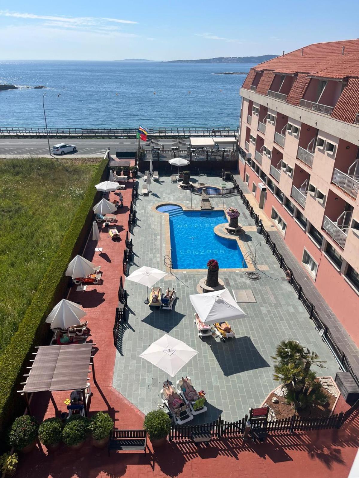 Hotel La Lanzada А-Лансада Экстерьер фото